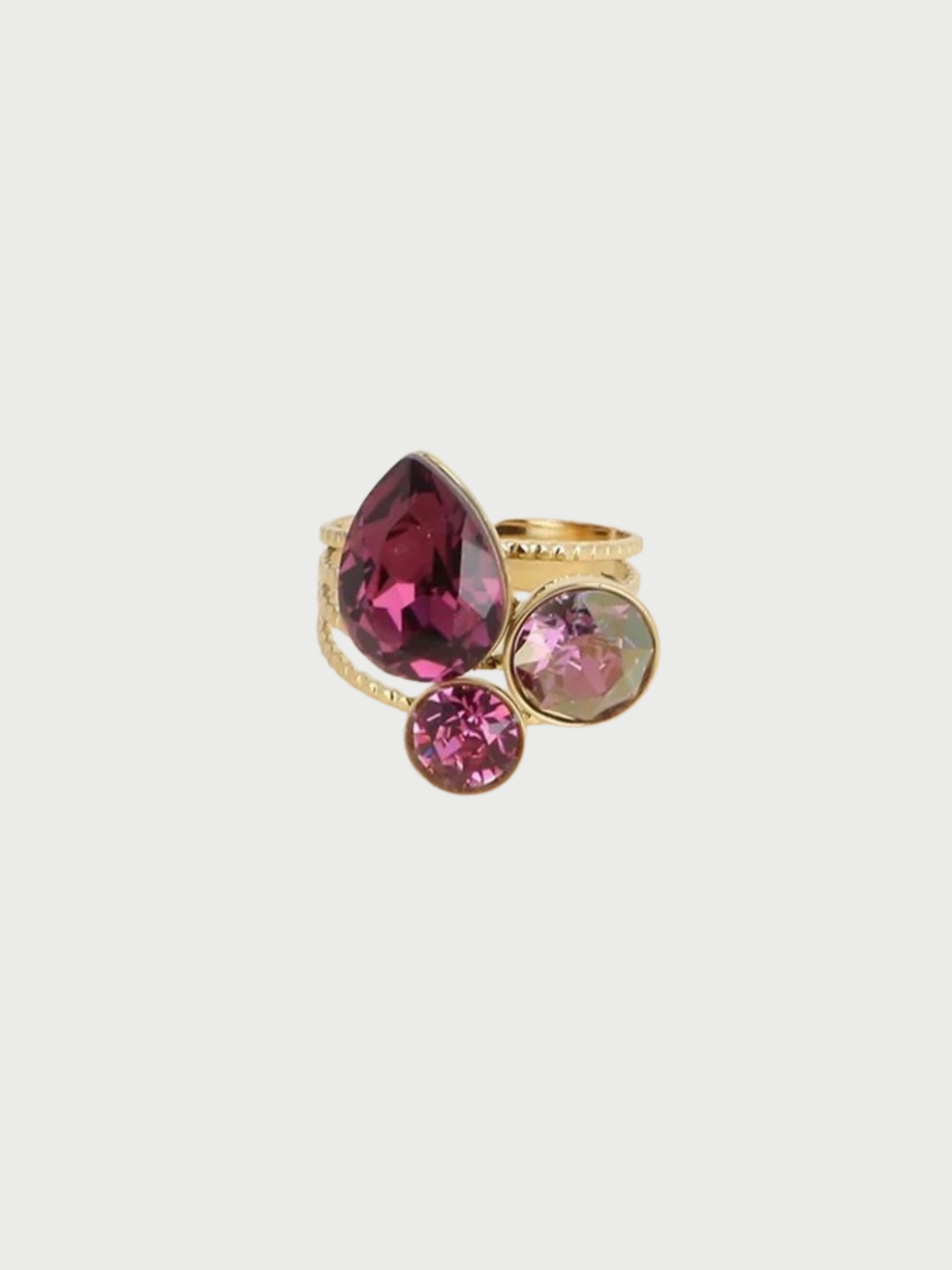 Ring Coutte trilogy, Lilla