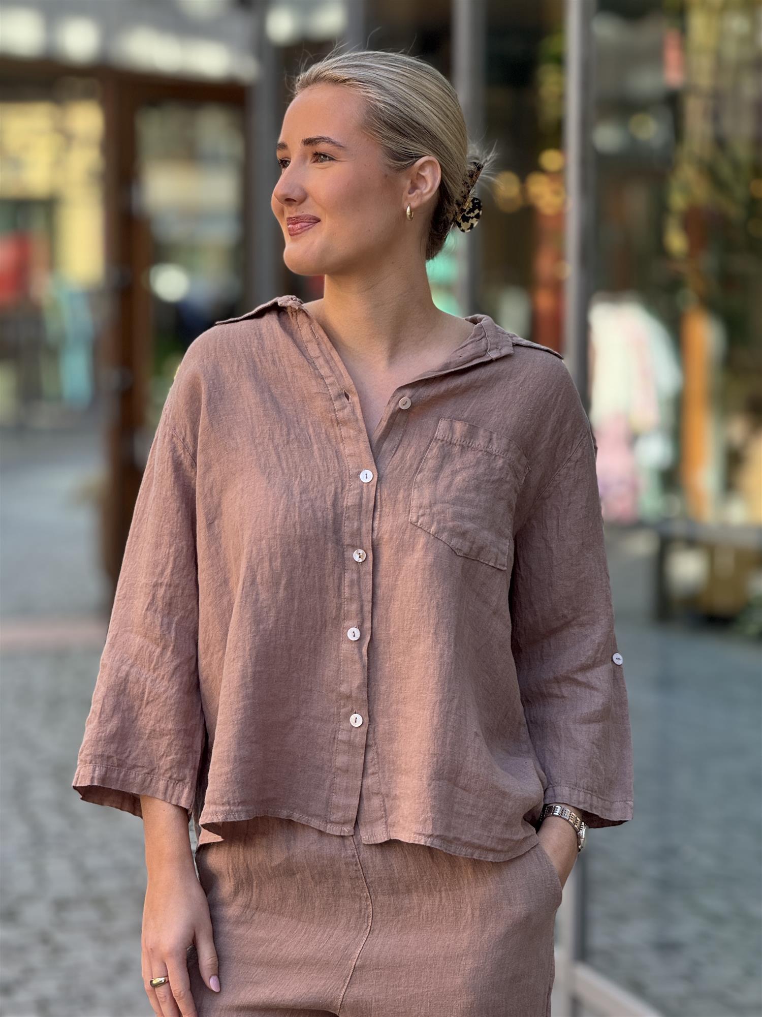 CW Sanna Shirt, Brown