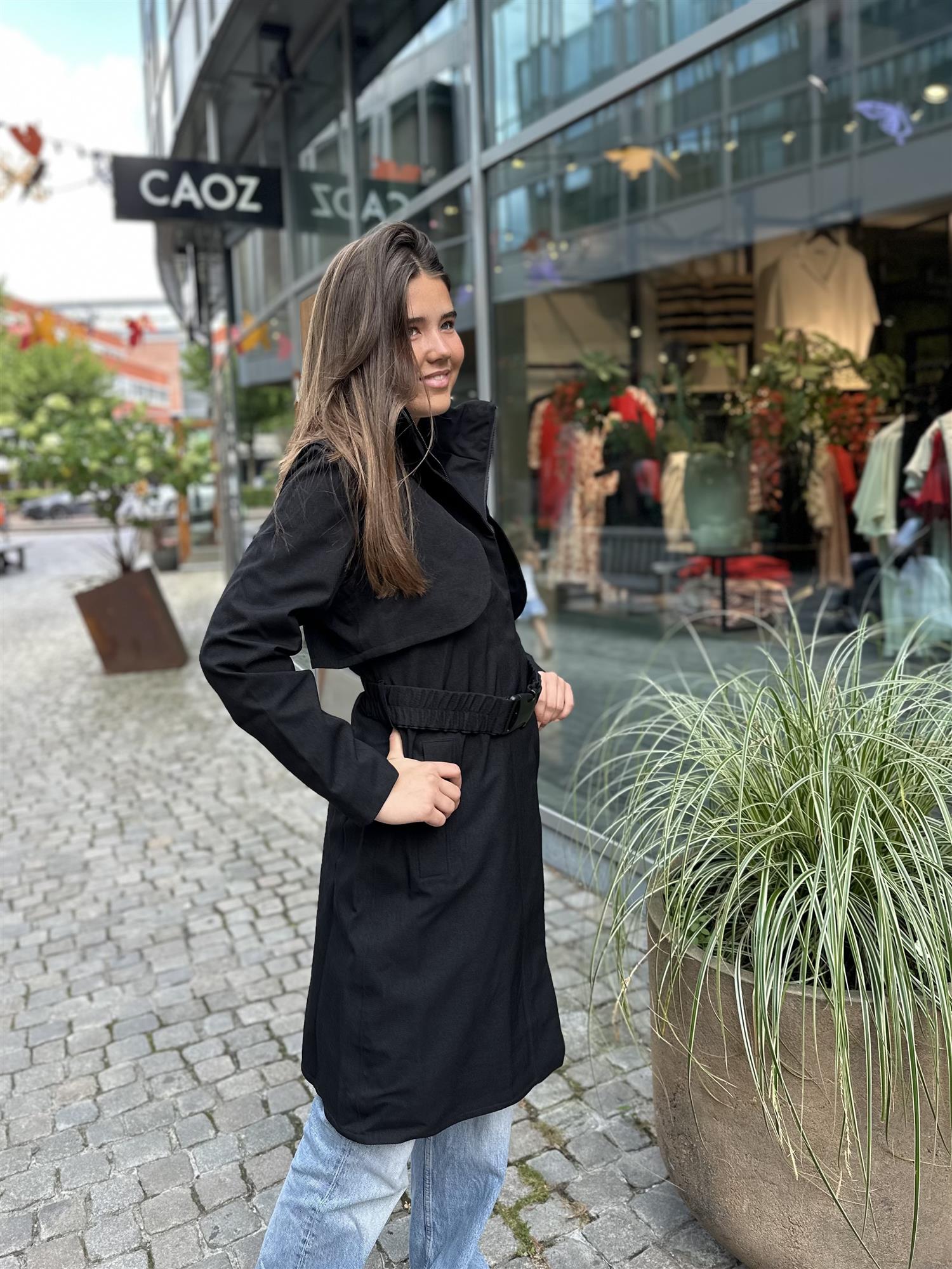 Skyet Coat, Black