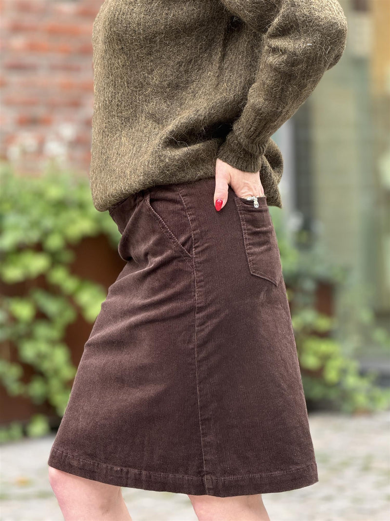 Nadia Skirt, Hot fudge