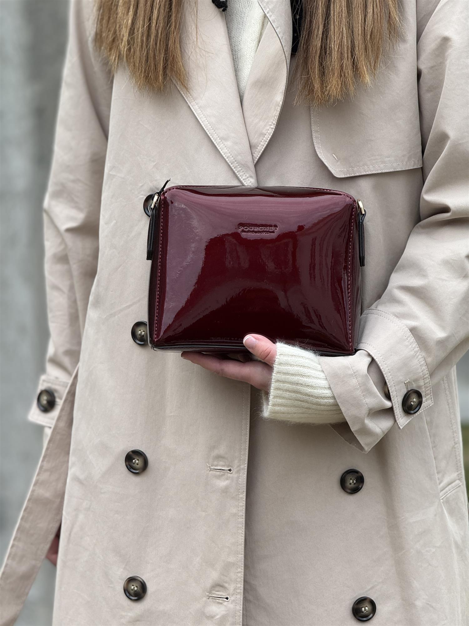 Cassetta clutch, Bordeaux