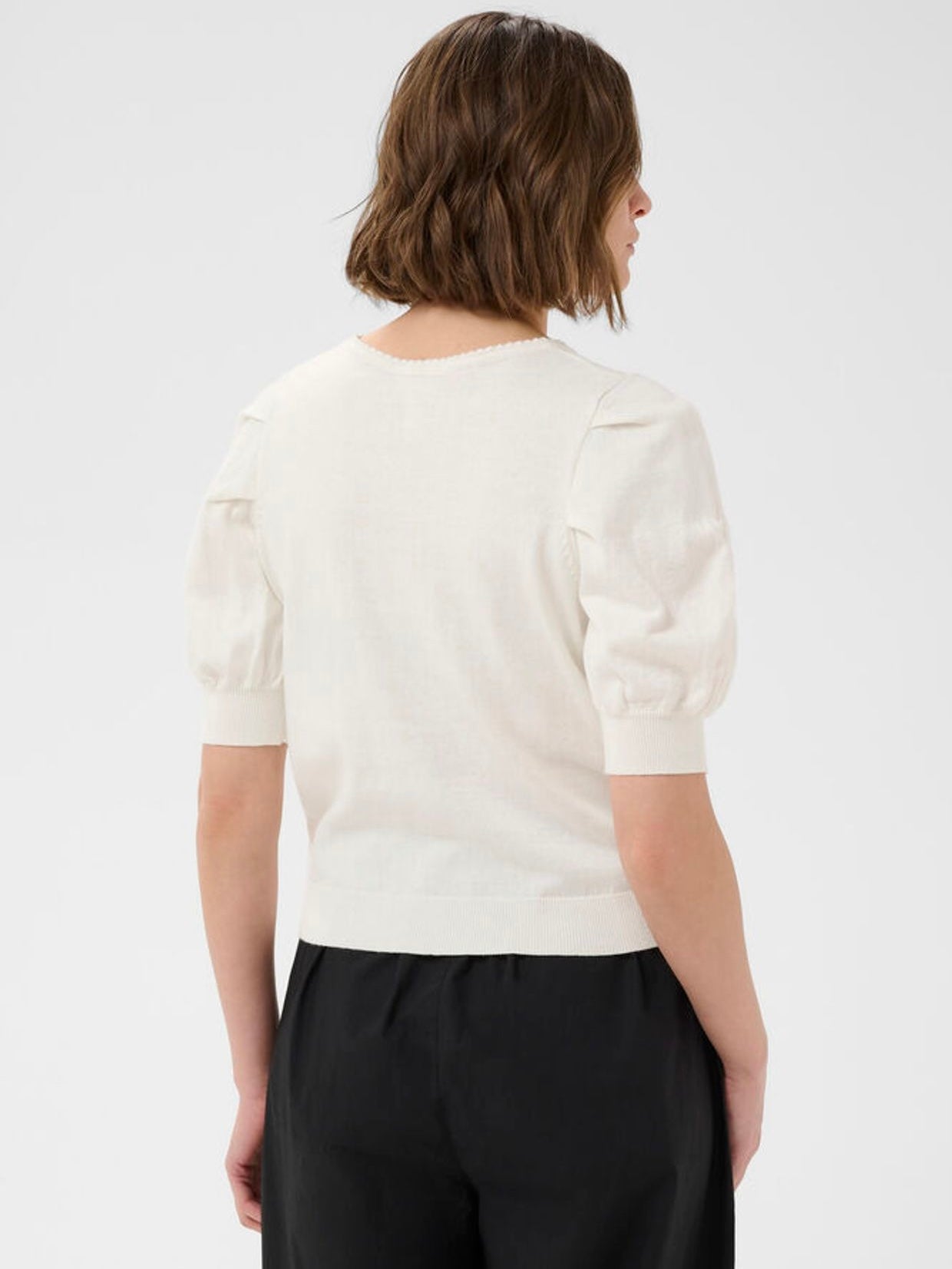 Varaian PW Pullover, White