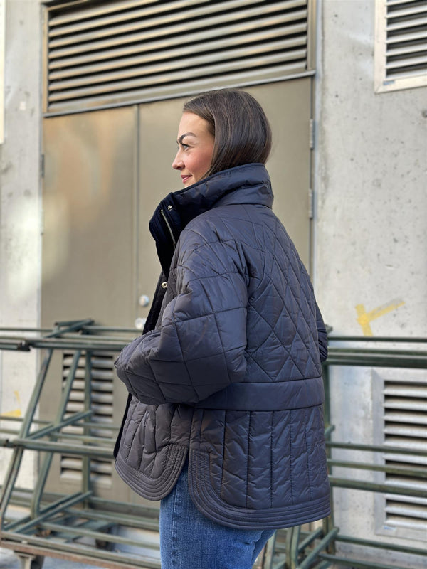 Karmel IW Jacket, Black
