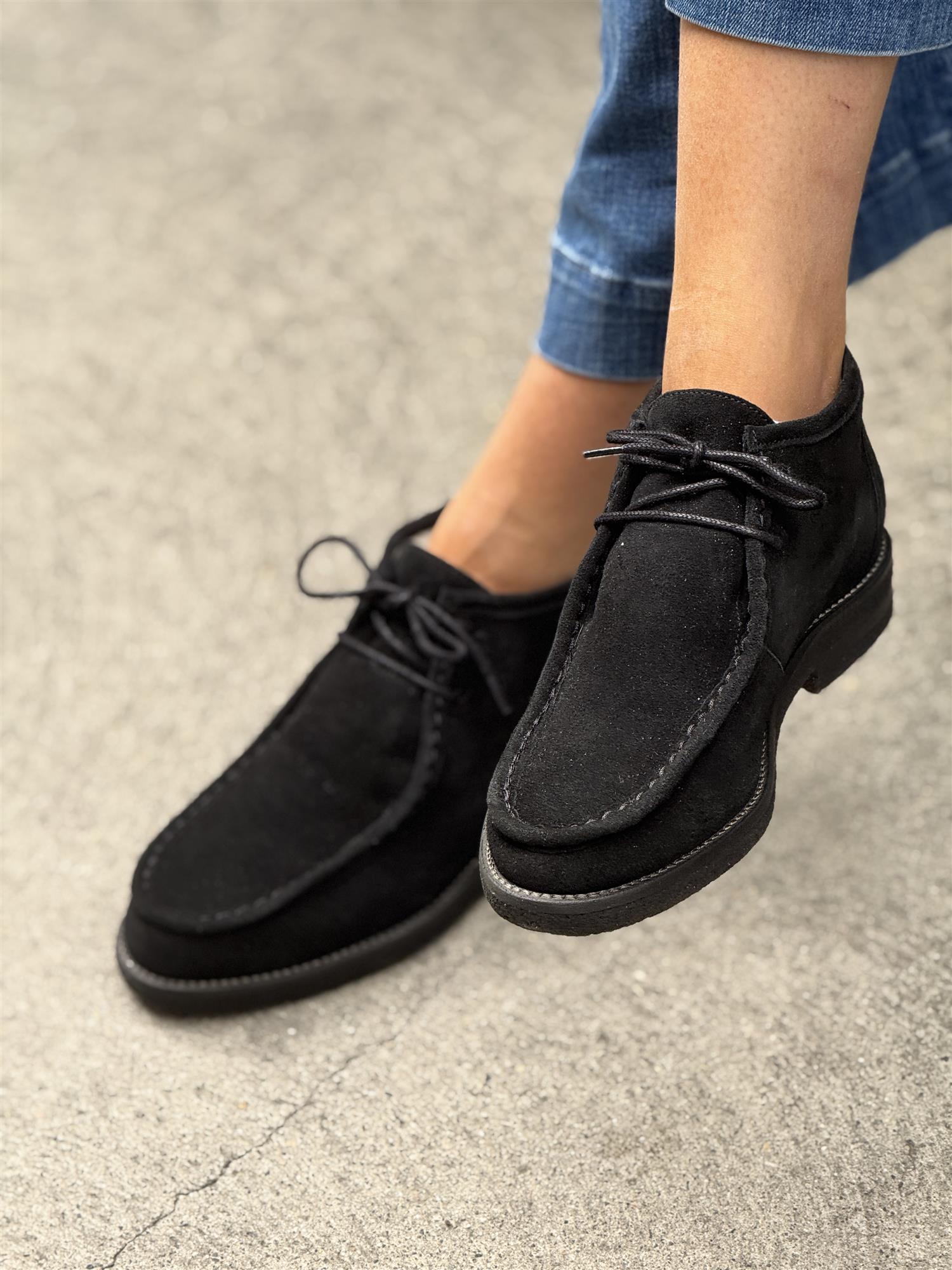 Black velvet suede 500, Black