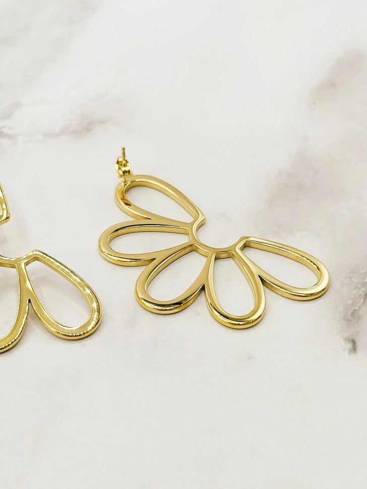 Hoops earring, Gold