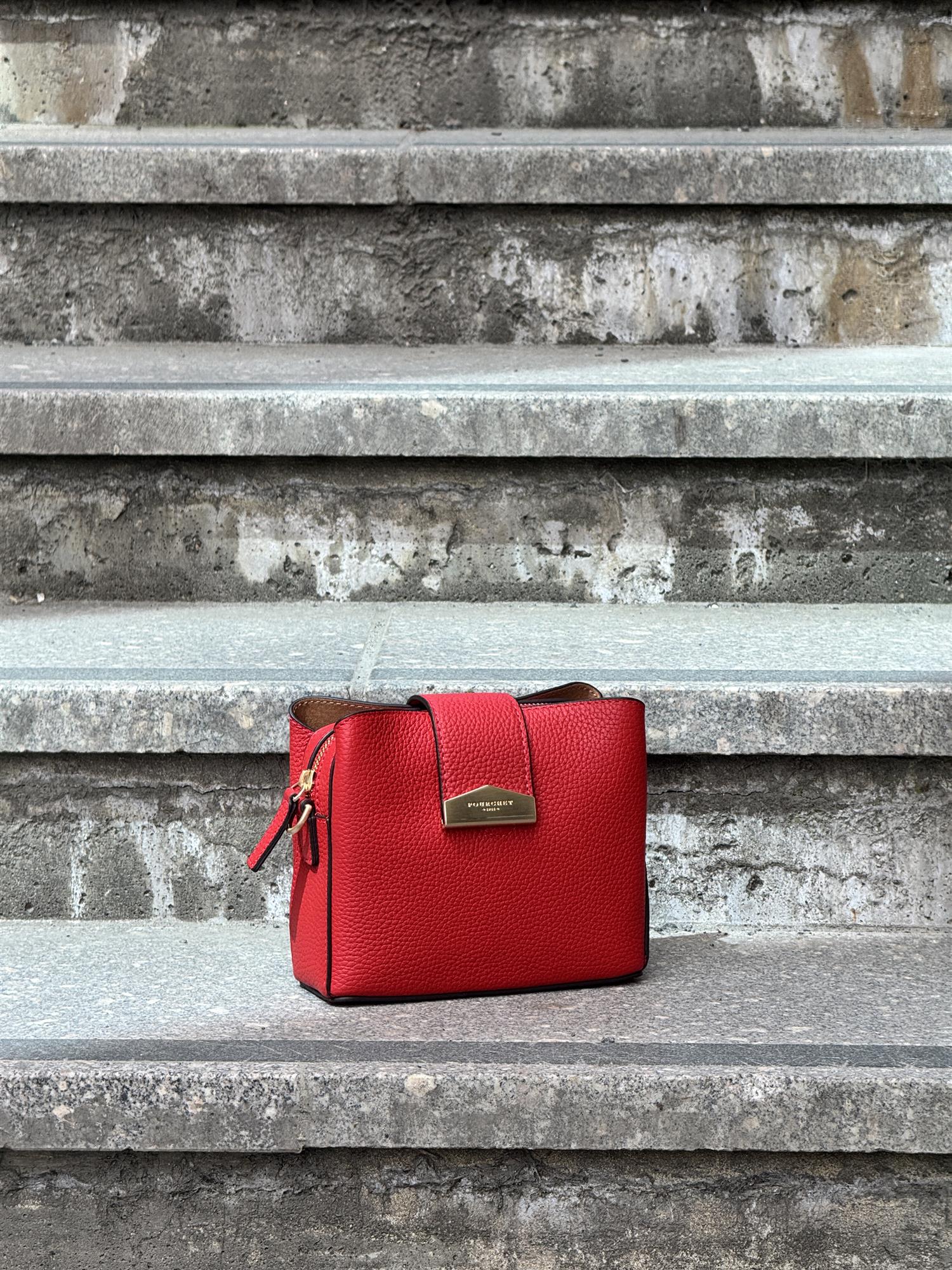 Cavalcade Small, Red