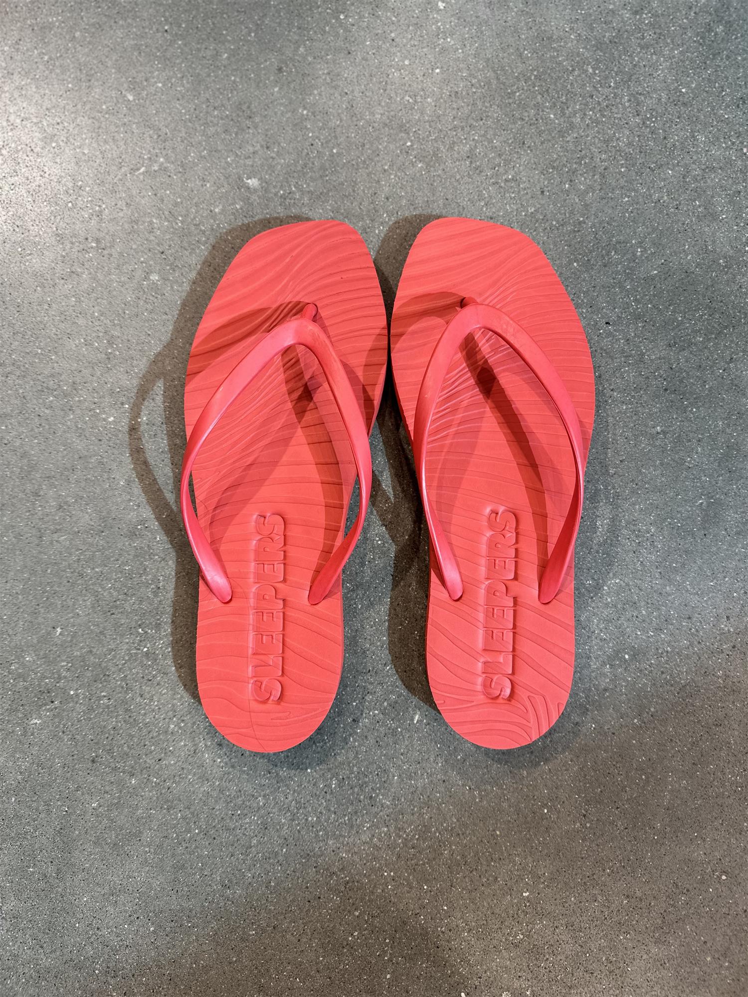 Tapered Sleepers, Red
