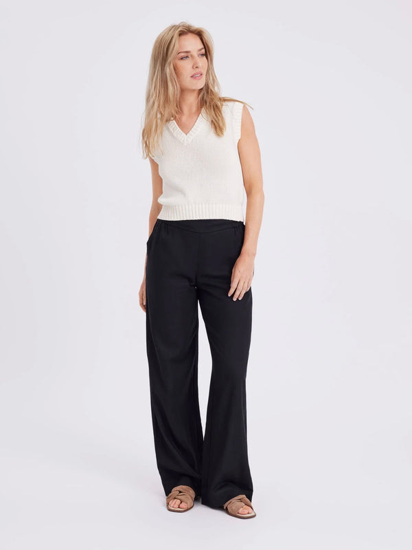 Linea FV 763, Black