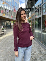 T-shirt, long sleeve, boat neck
