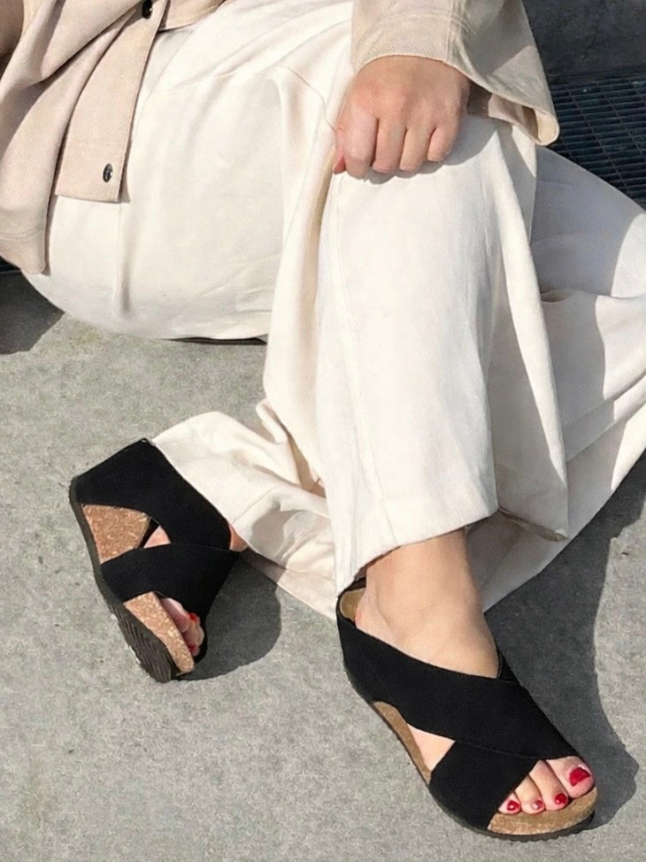 FRANCES 23 Suede, Black