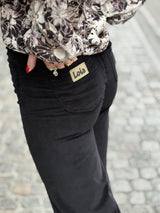 Palazzo Mistral, Black