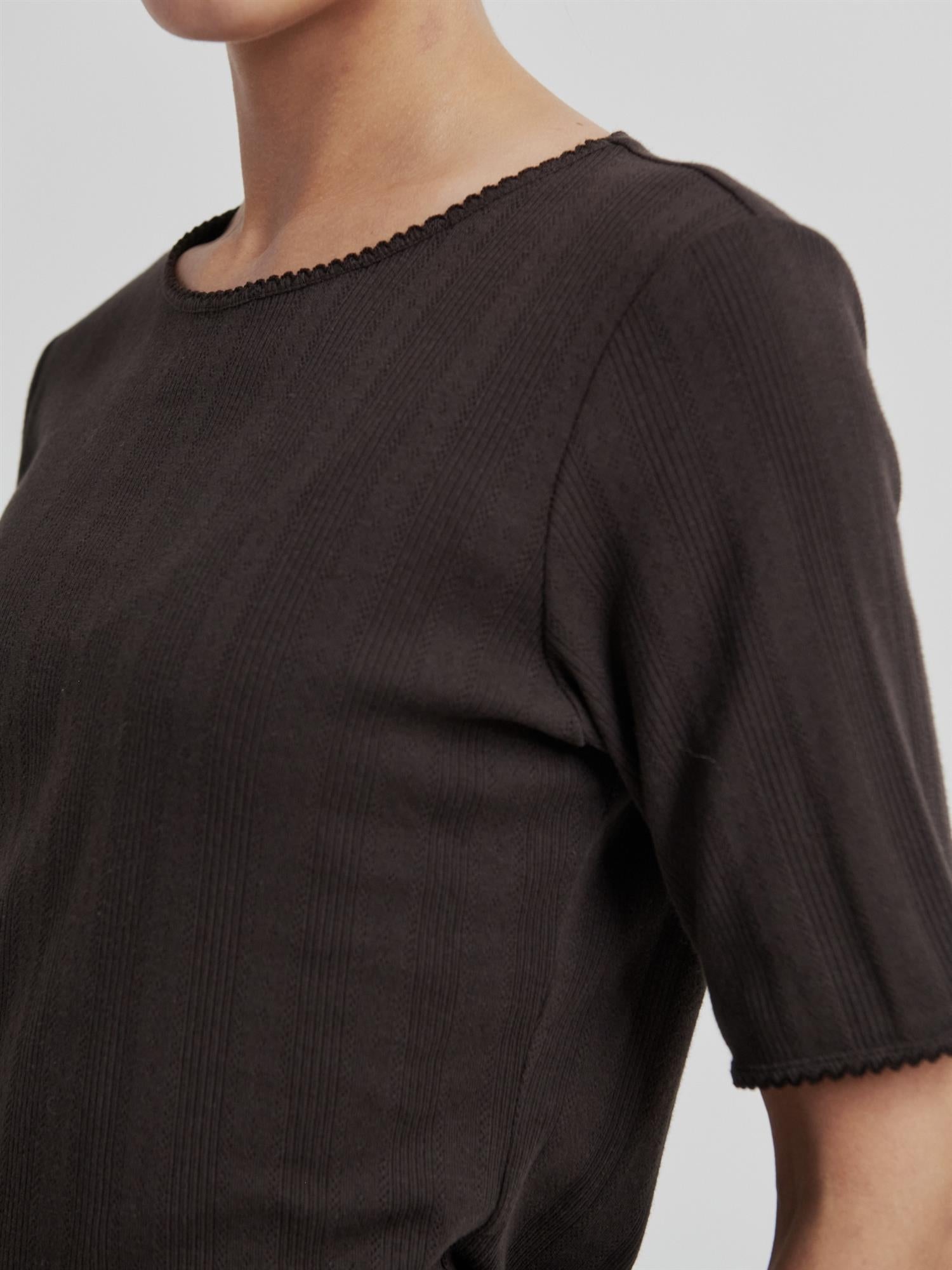 Rosia SS Tee, Dark Brown