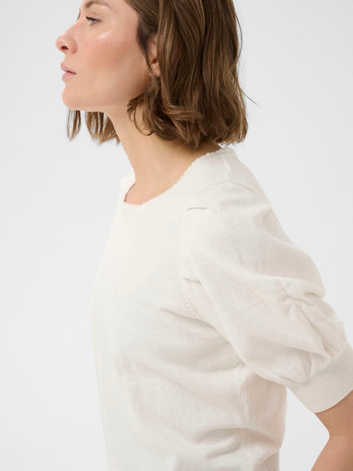 Varaian PW Pullover, White