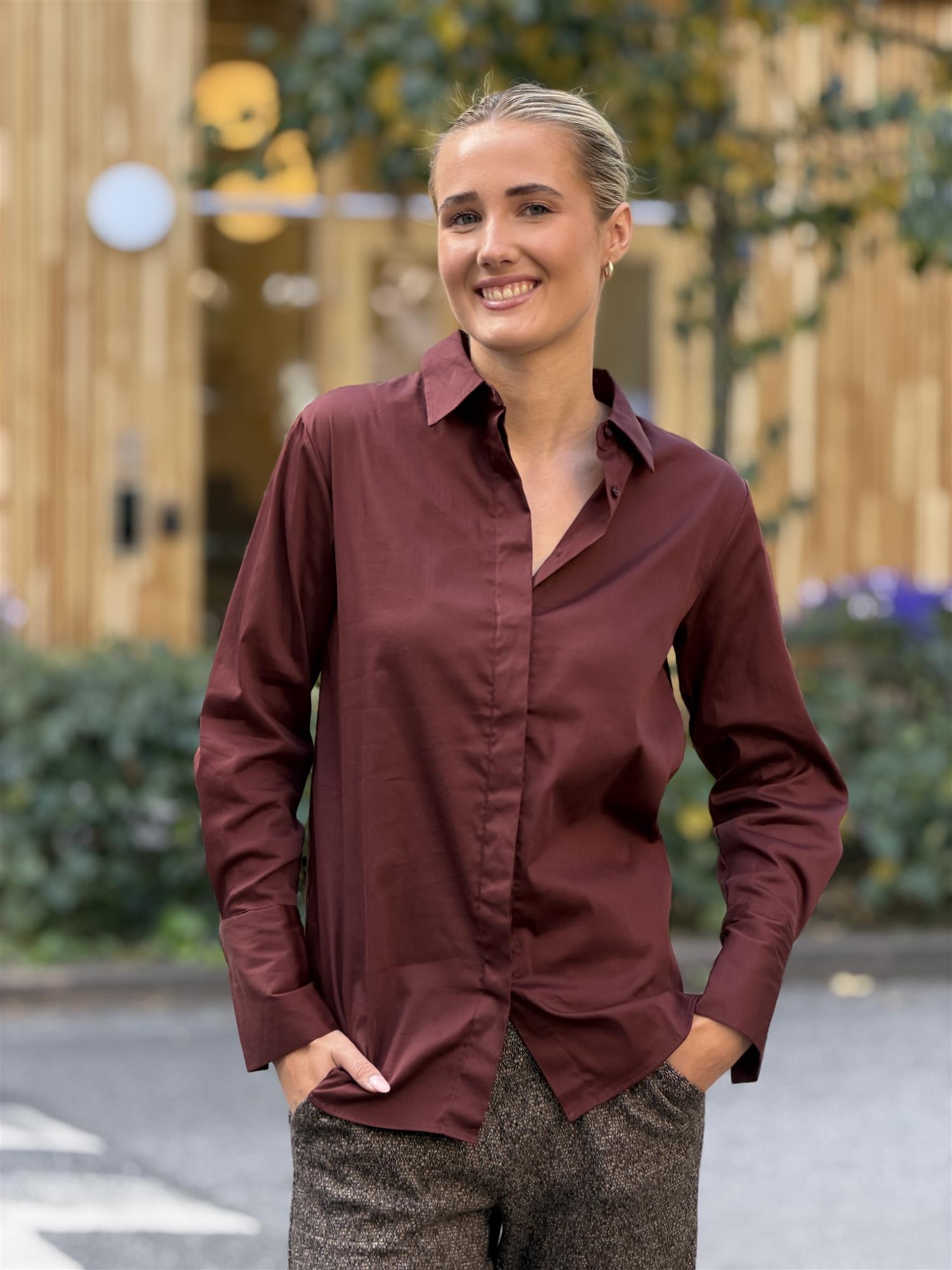 Bettina Classic Shirt, Burgunder