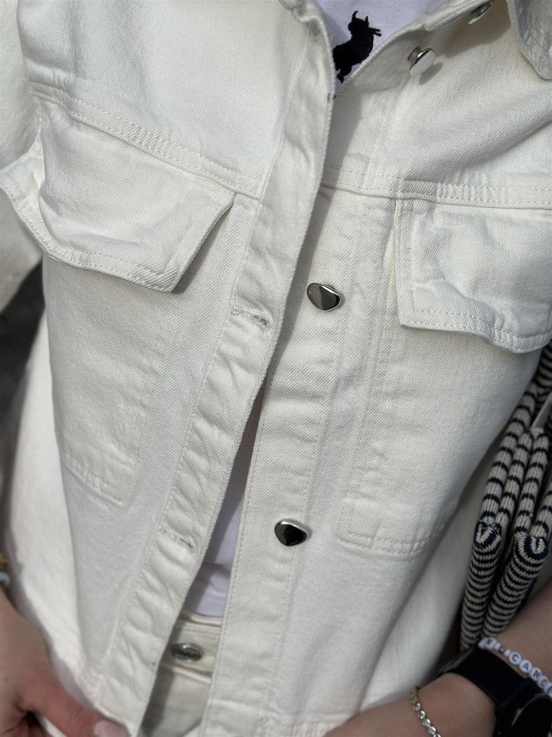 KOSA 11, Shirt