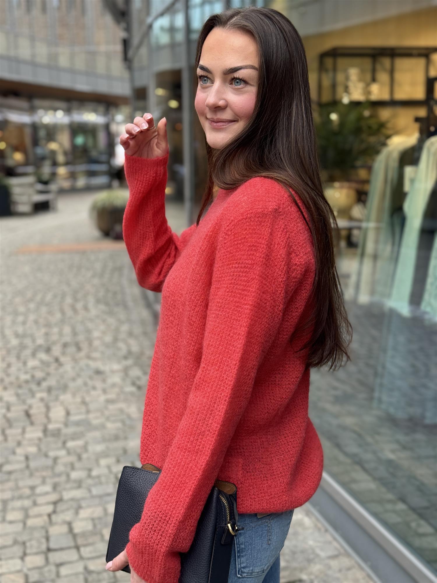 New Maddy, Coral