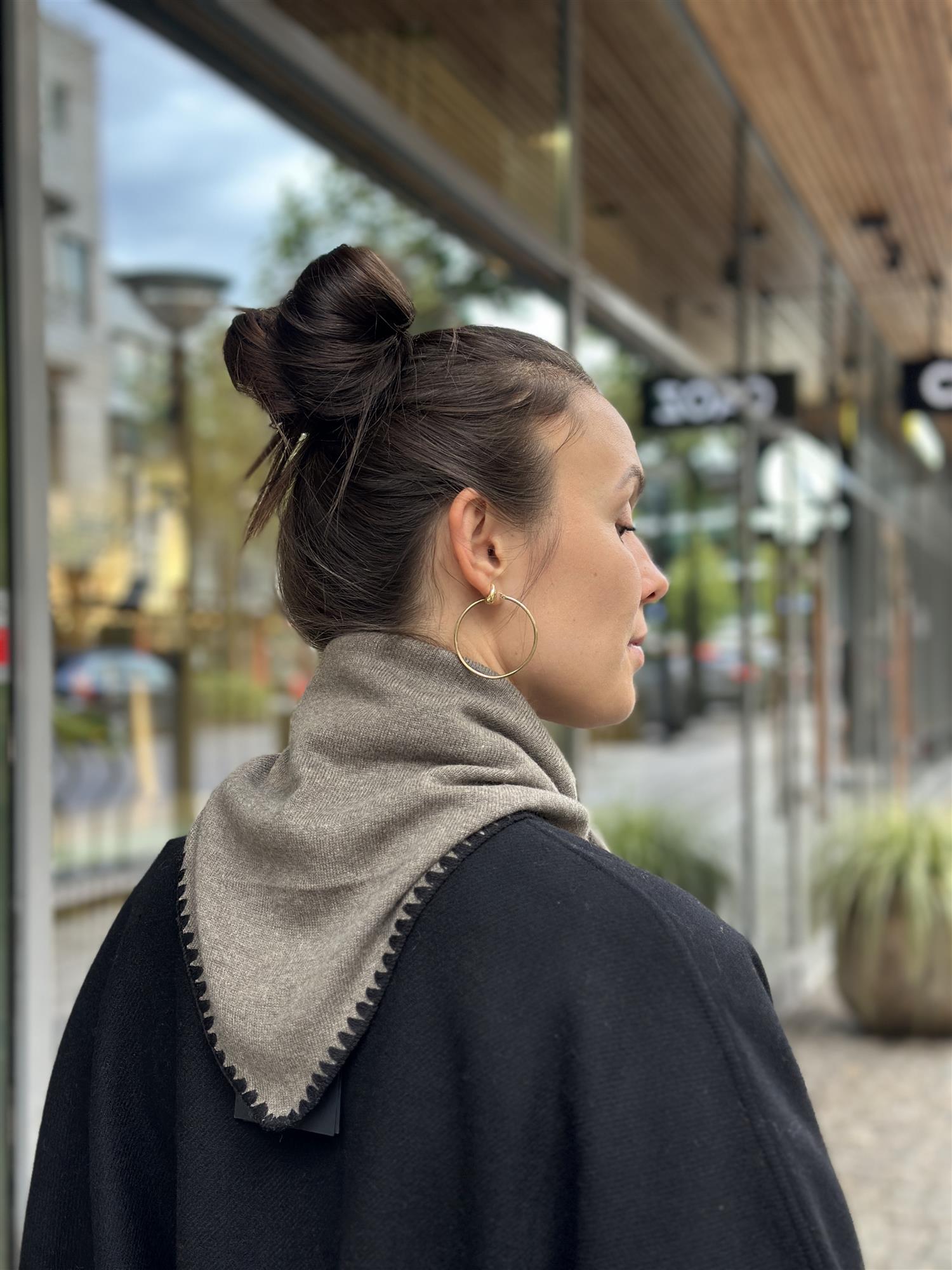 Mina Stitched Merino Scarf, Brown