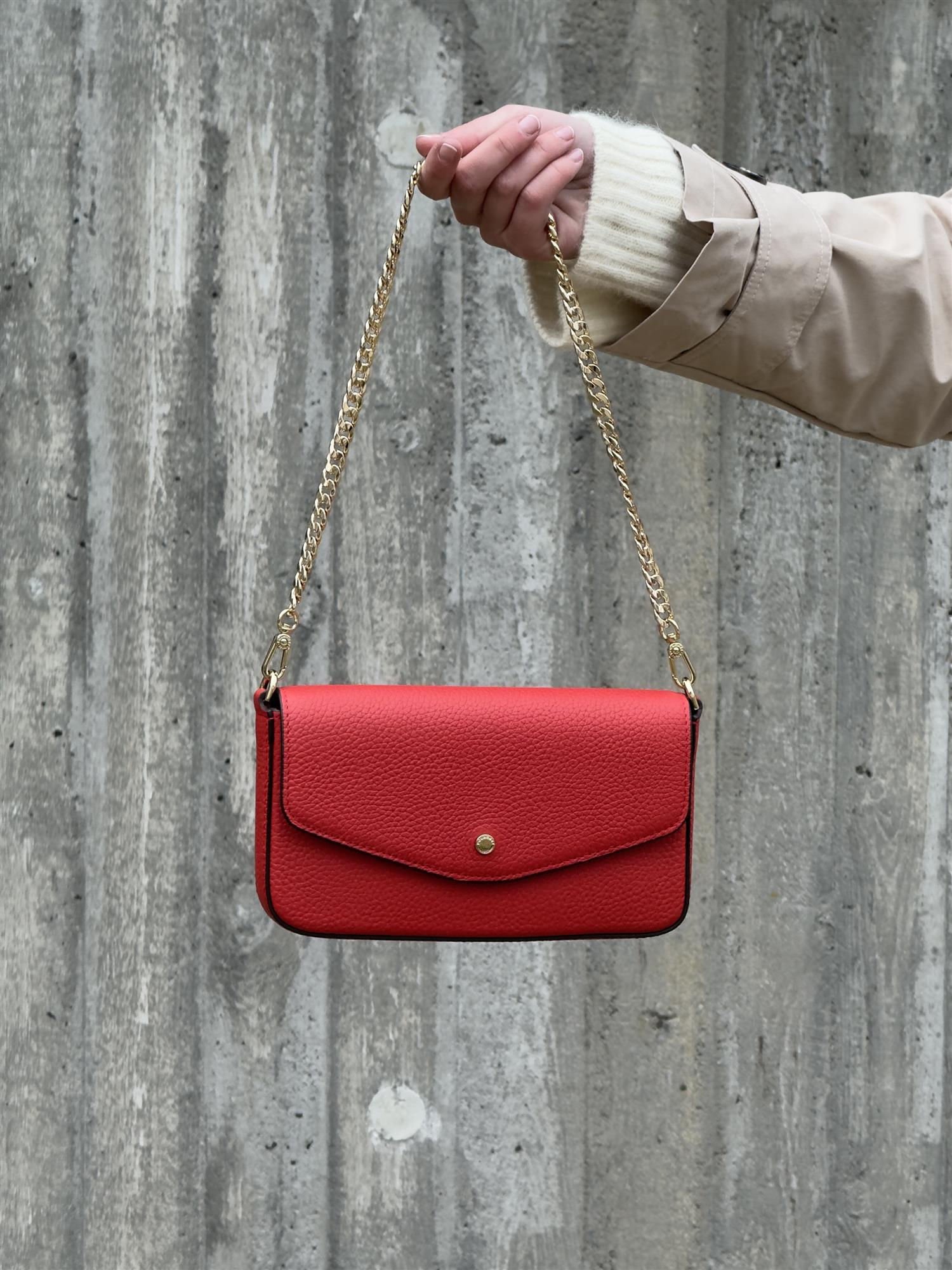 Club Clutch, Rouge Vif