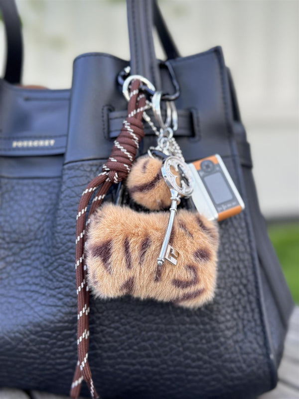 Bag Charm, Leo Purse