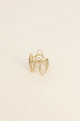 Ring, wavy