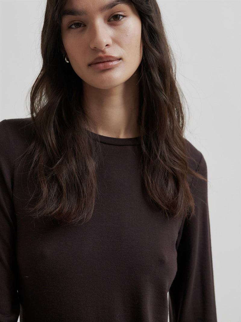 Matima O-Neck Tee, Brown