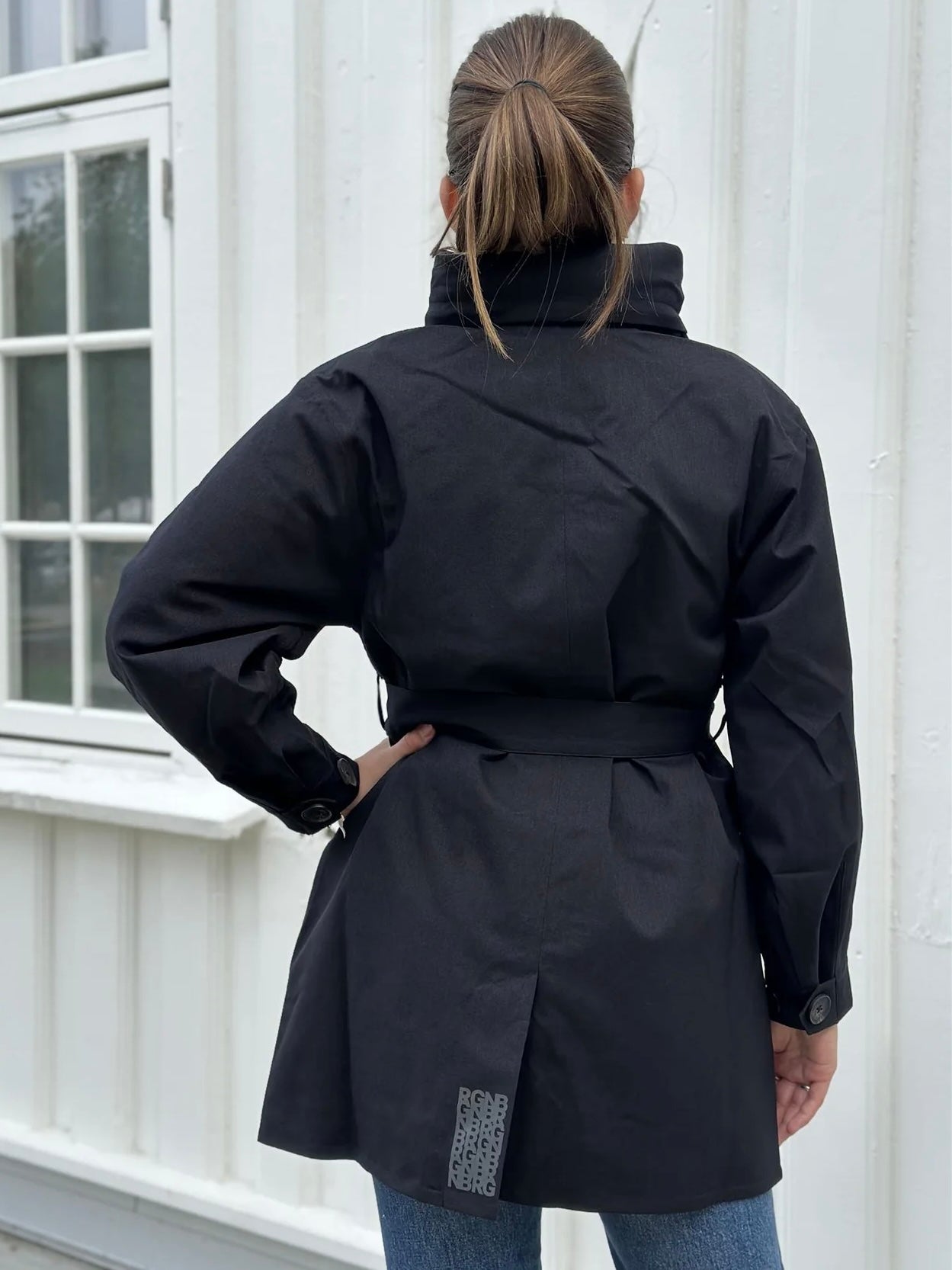 Rossby Coat, Black