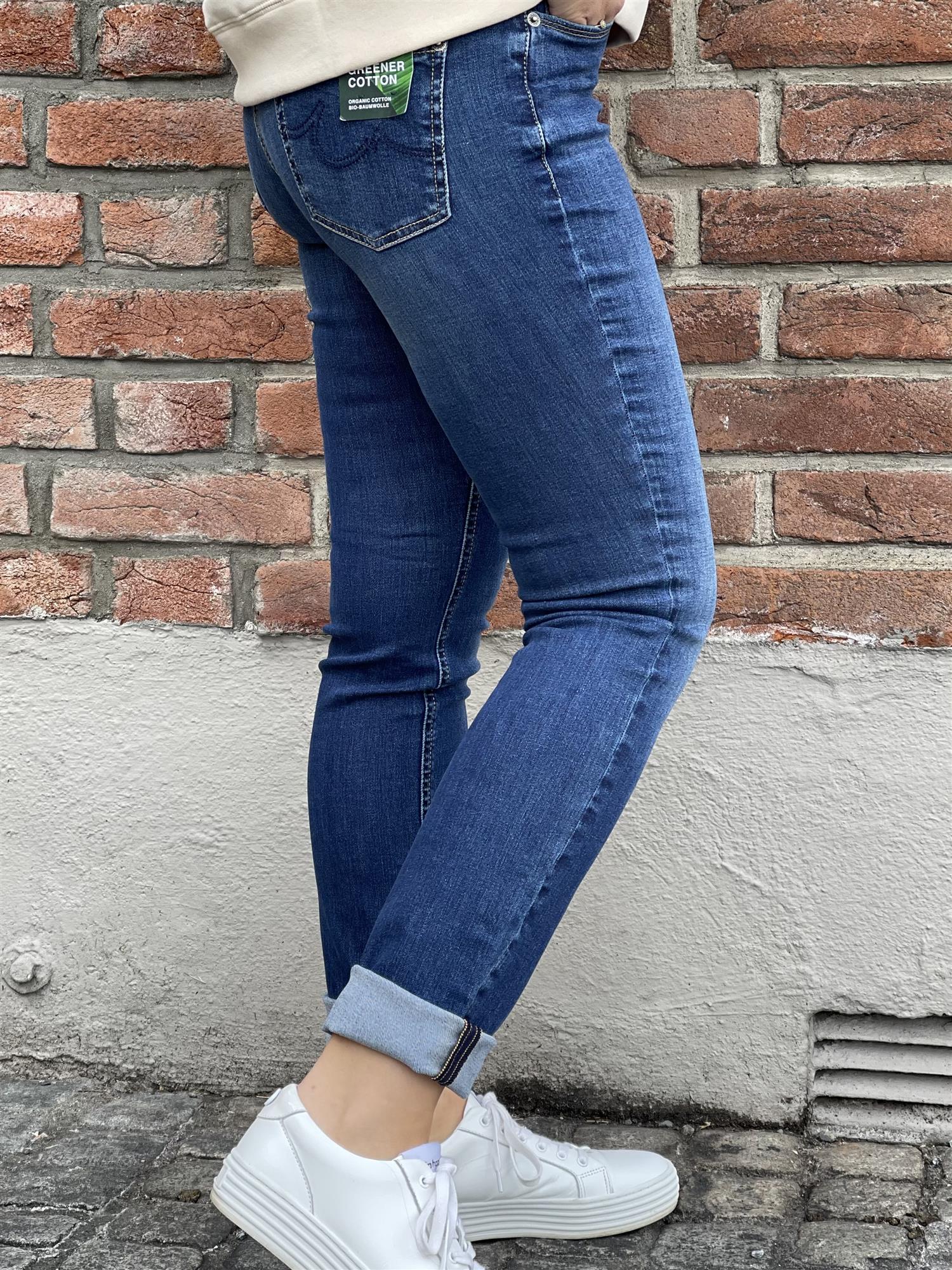 Parla, Lys Denim