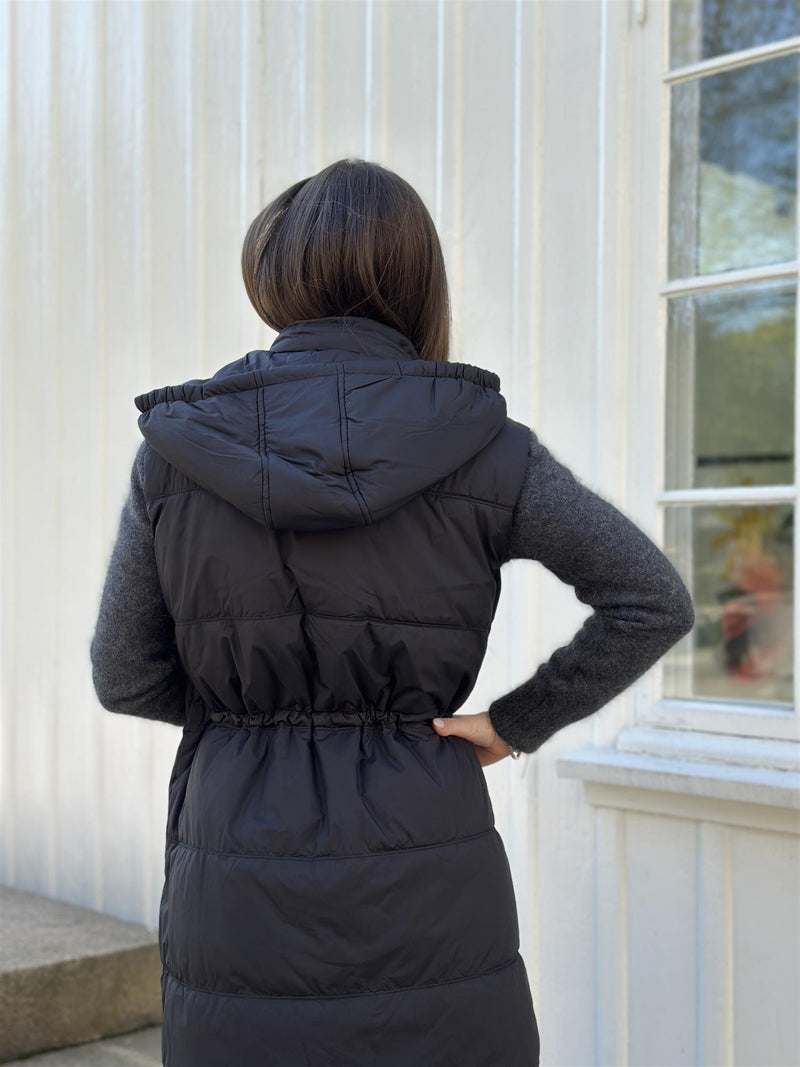 Orzala vest , Black