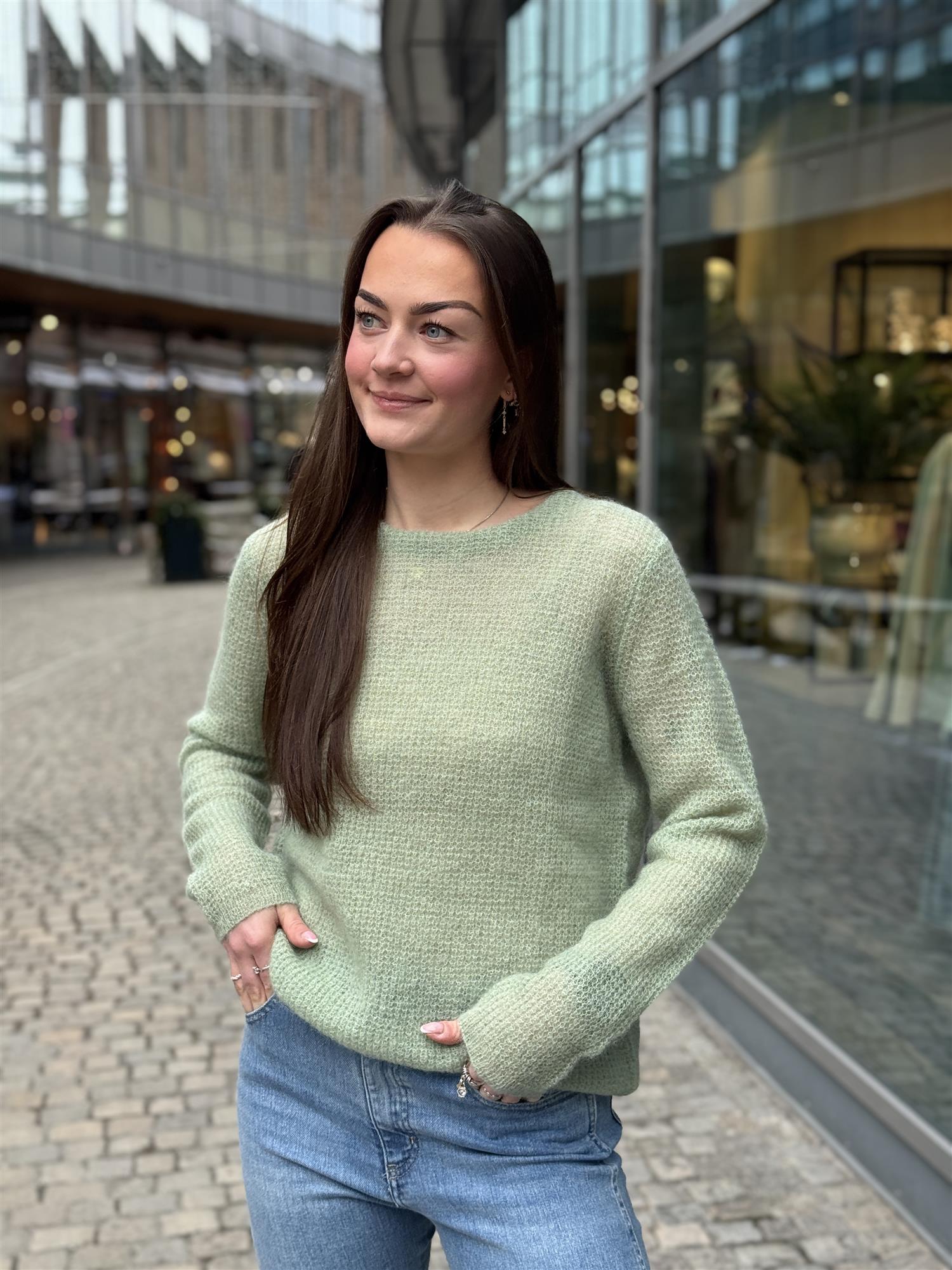 New Maddy, Blossom Green