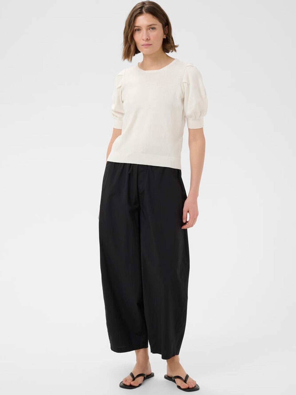 Varaian PW Pullover, White