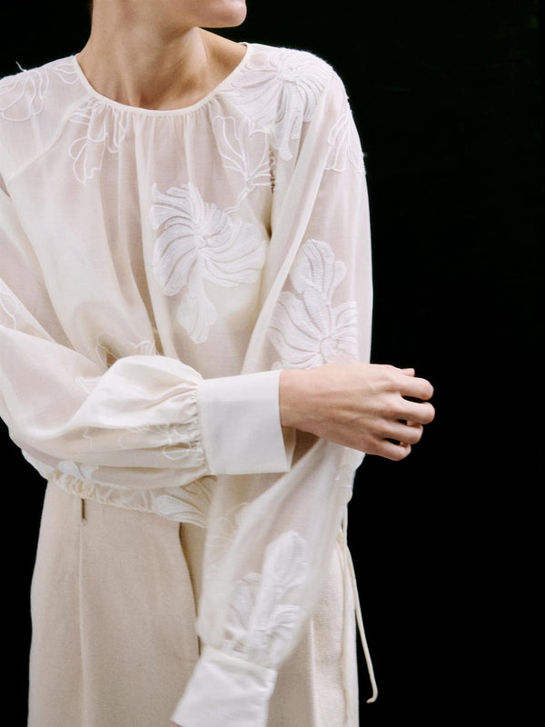 Veria Blouse, Tofu