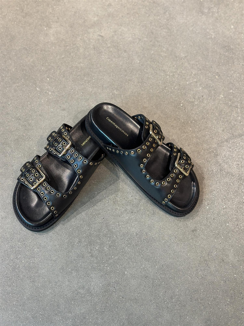 AS SUMMER, Black