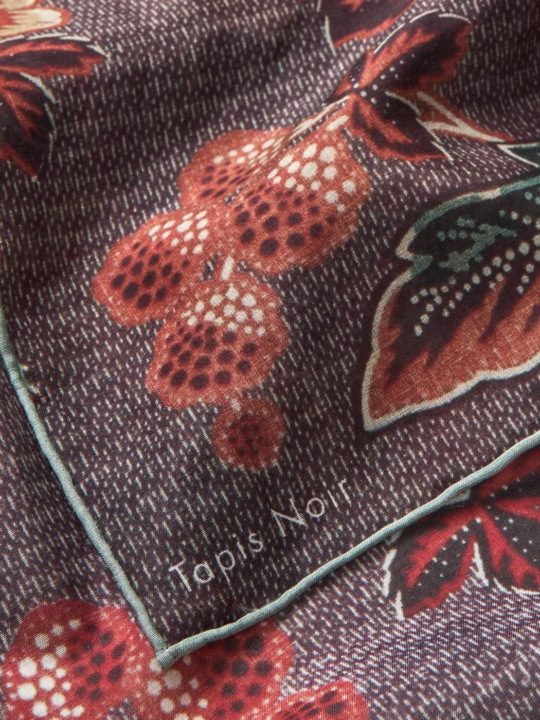 Light Small Gia Scarf, Red