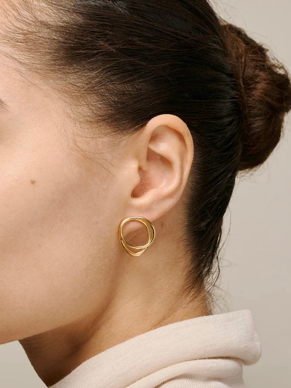 Studs, Bellu