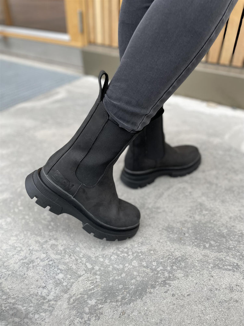 BRGN Chelsea Boots, New Black